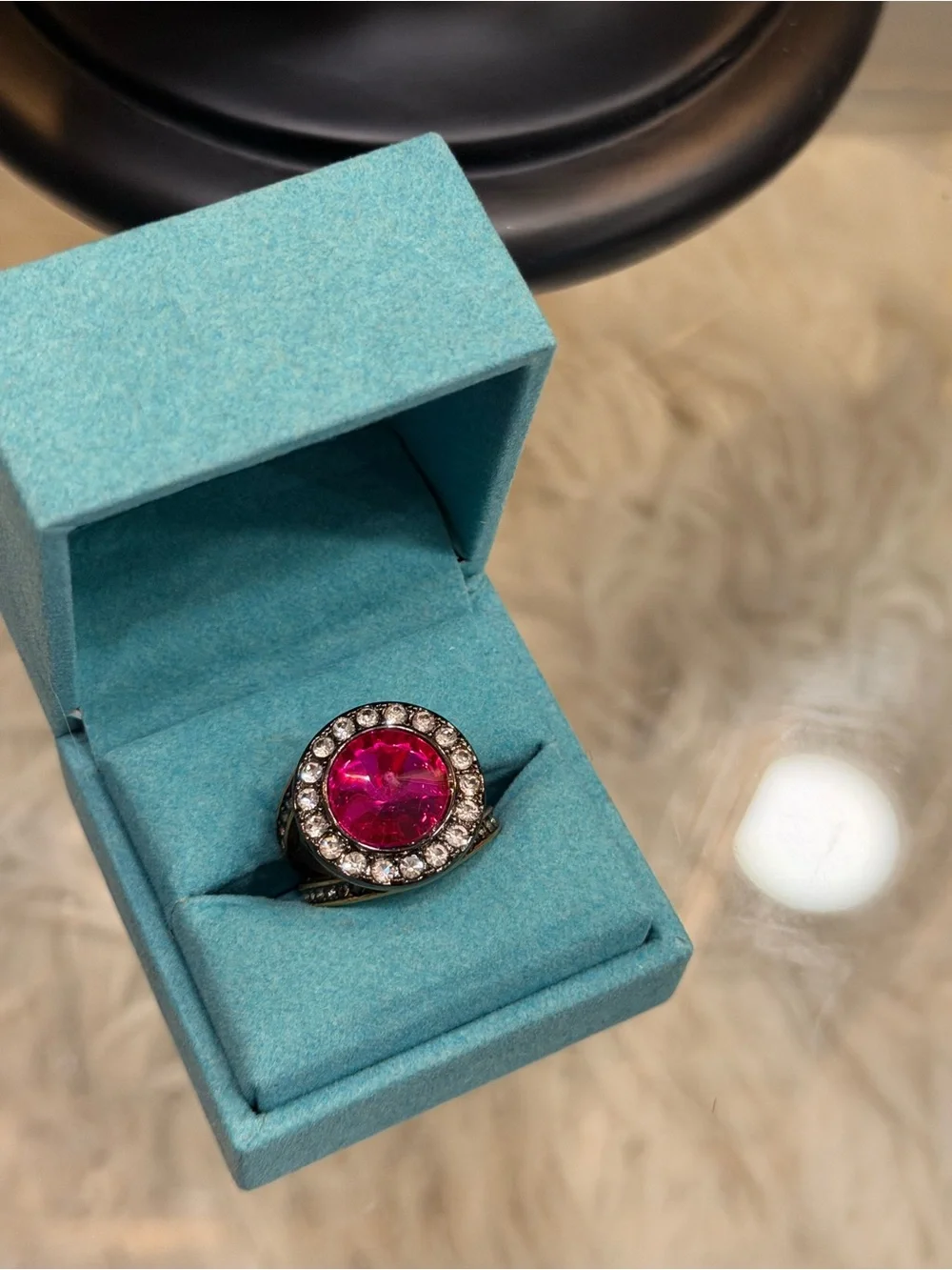 Kurt Geiger Pink Sm Octavia fuchsia Crystal Halo Ring